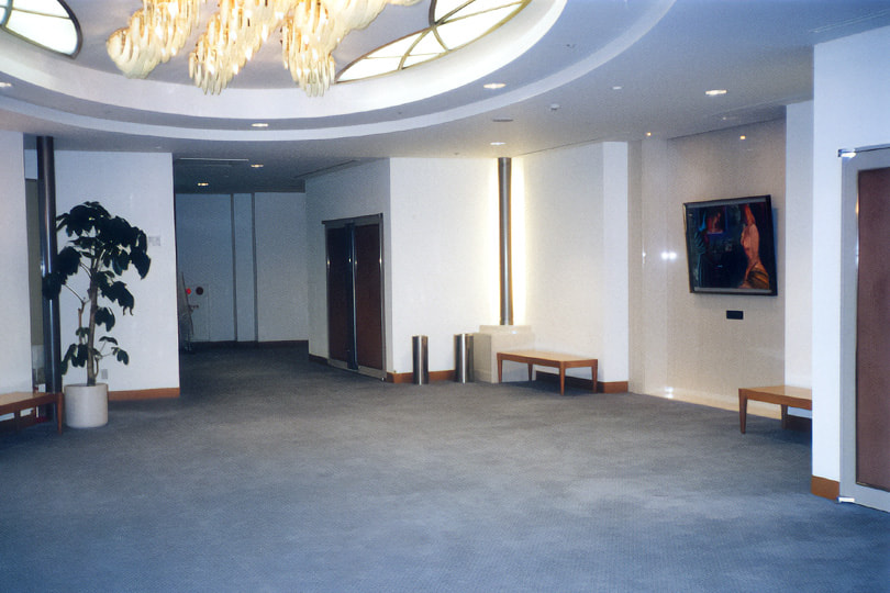 ホワイエ（ロビー）