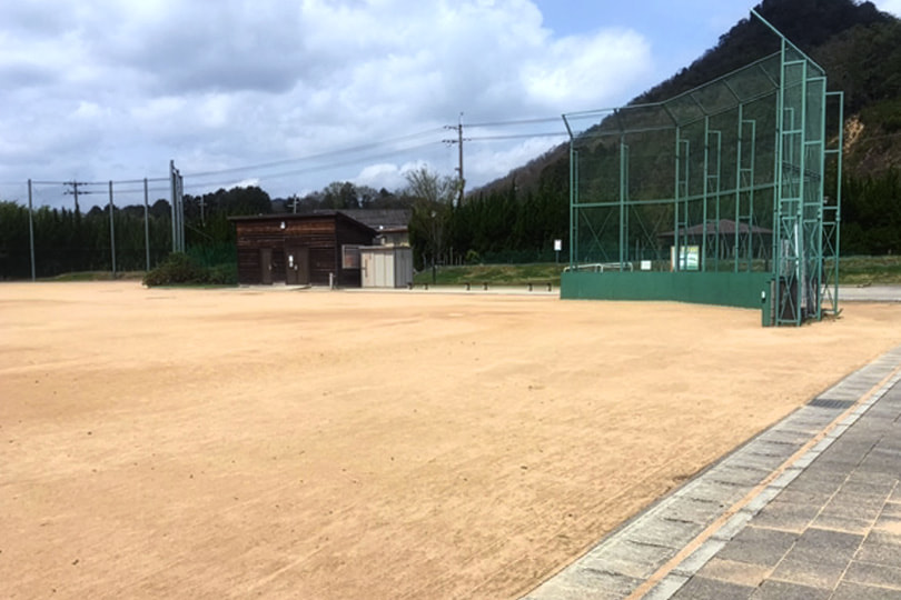 上比延友遊農村公園グラウンド